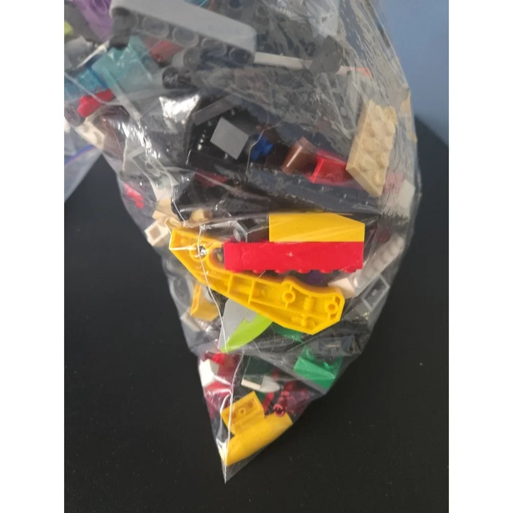 LEGO 2 LB Bags‎ Of Bulk Assorted Parts Pieces Bricks Lots of Variety